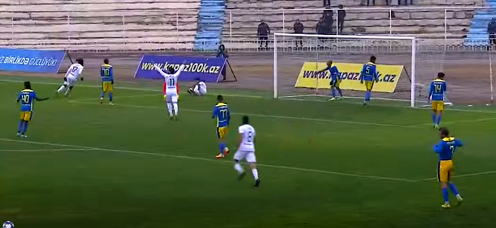 Qərb derbisində geridönüş